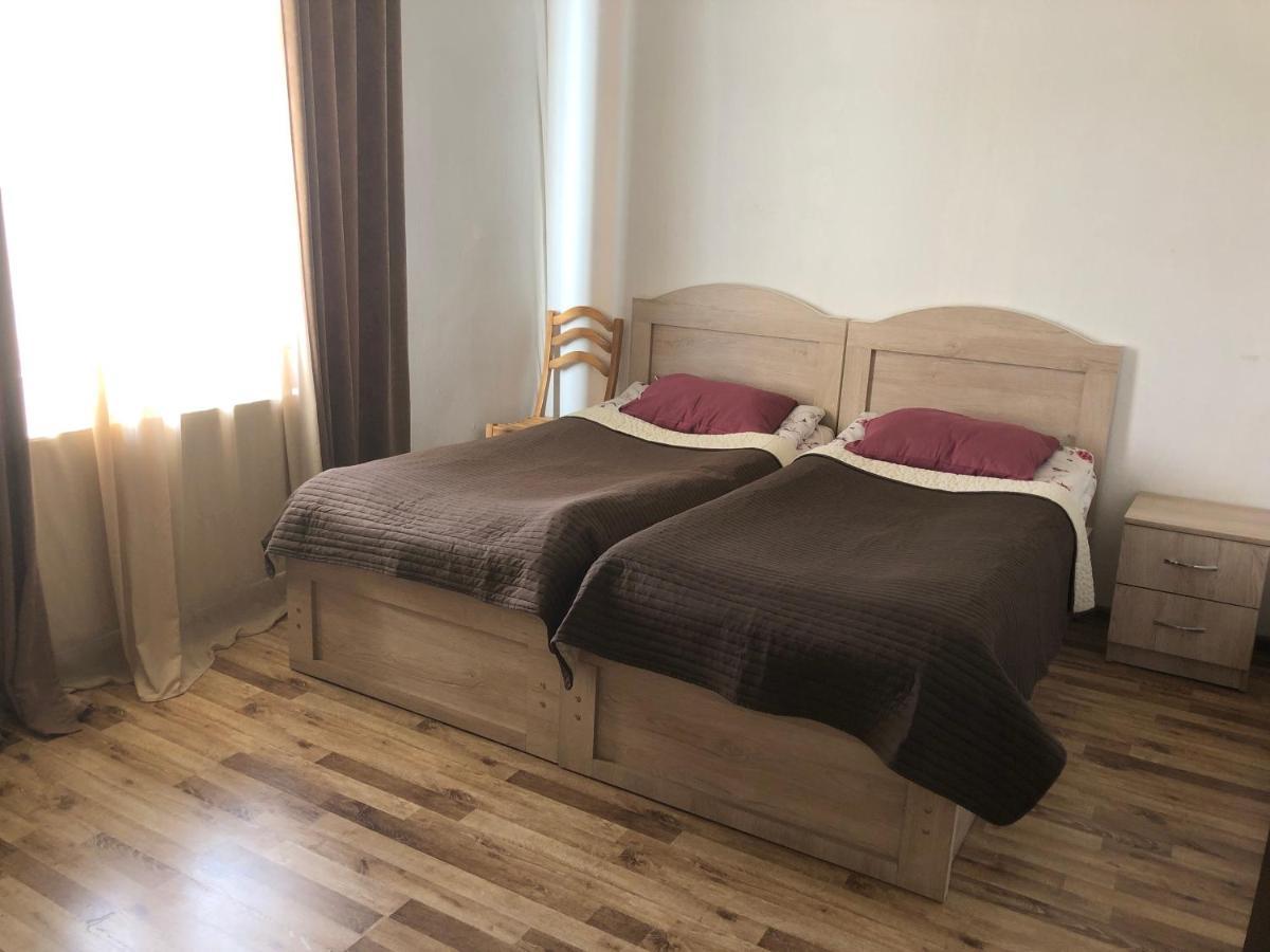 Inga Jafaridze Guesthouse Pele Местия Екстериор снимка
