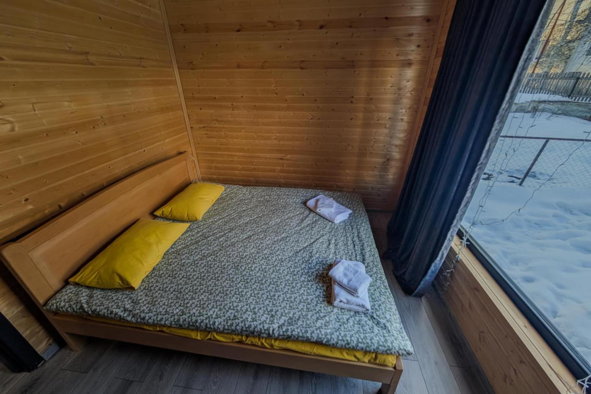 Inga Jafaridze Guesthouse Pele Местия Екстериор снимка