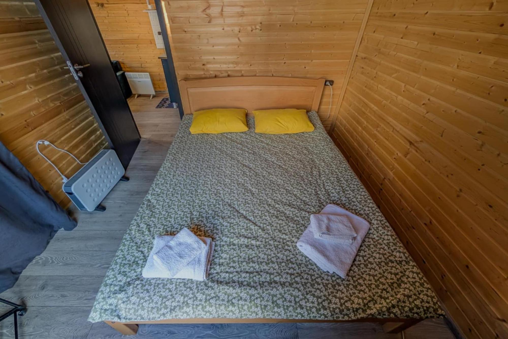 Inga Jafaridze Guesthouse Pele Местия Екстериор снимка
