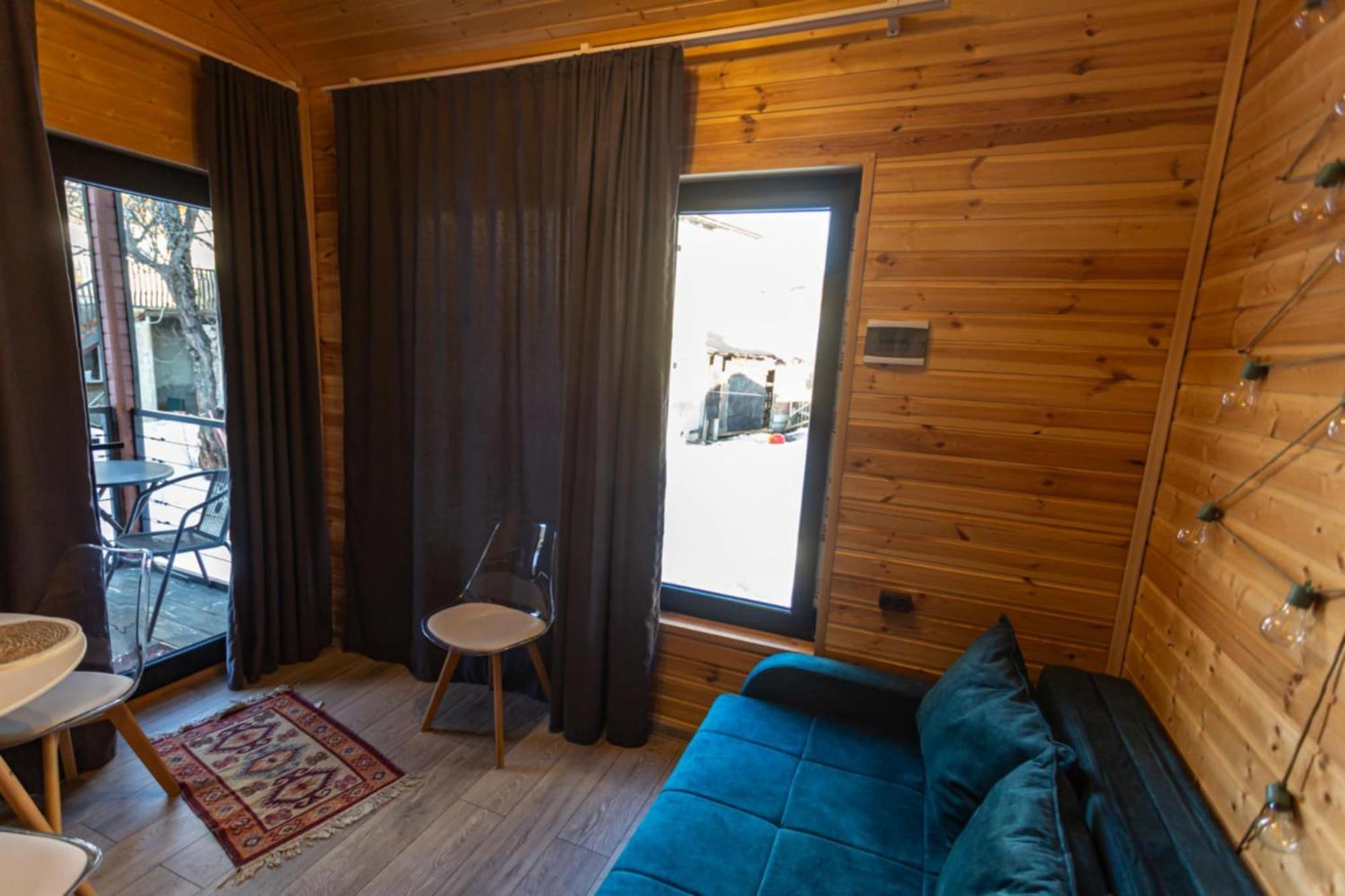 Inga Jafaridze Guesthouse Pele Местия Екстериор снимка