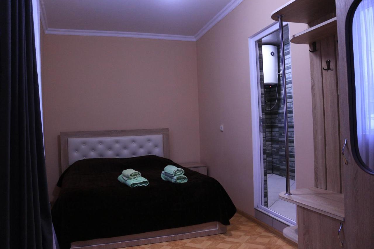 Inga Jafaridze Guesthouse Pele Местия Екстериор снимка