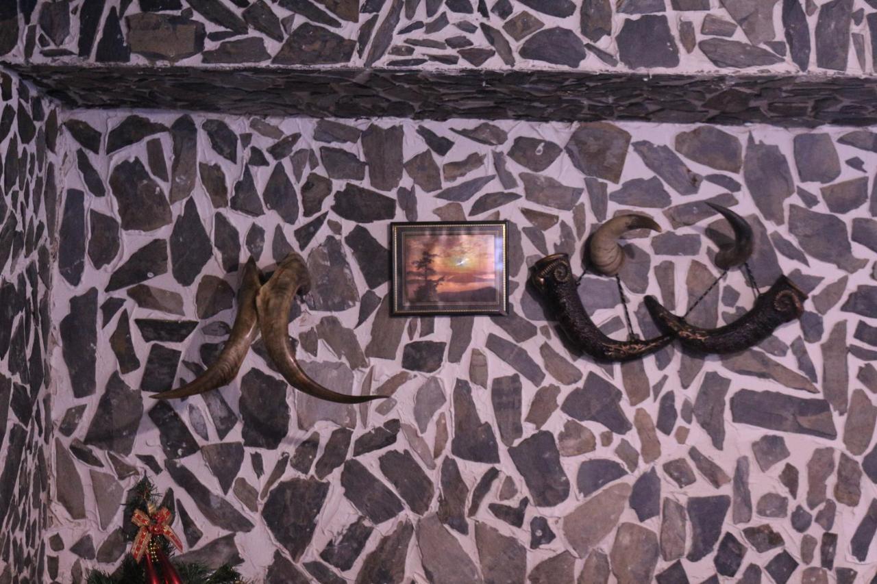 Inga Jafaridze Guesthouse Pele Местия Екстериор снимка